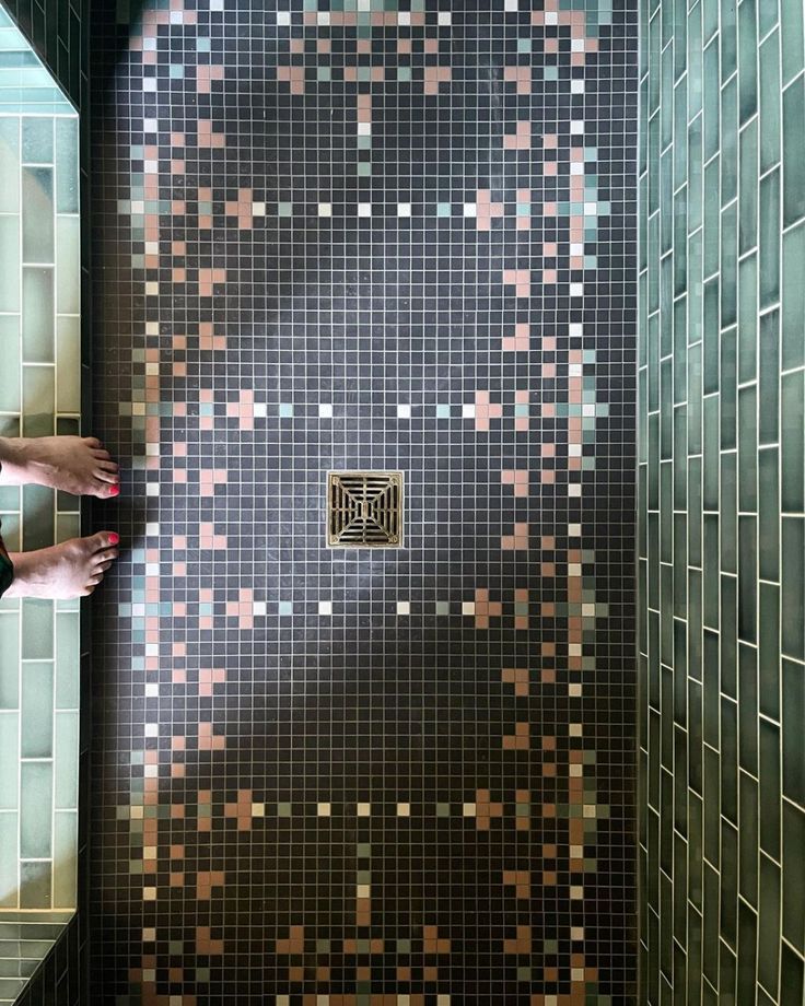 historic-styled black mosaic floor tile installation in bath by jessica helgerson